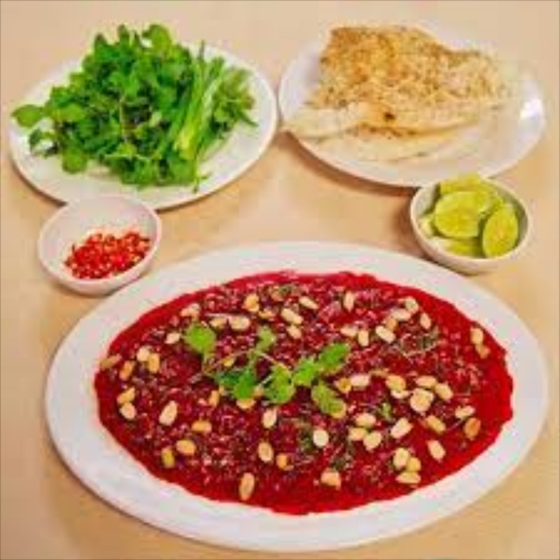 Nguy cơ mắc bệnh rất cao từ tiết canh và cách phòng ngừa