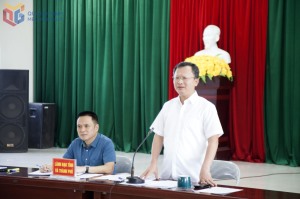 Quyền Chủ tịch UBND tỉnh tiếp các hộ dân về tiến độ dự án chung cư cũ lô 6, 7, 8 Trần Hưng Đạo.