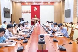 Hạ Long tham gia hội nghị ứng dụng dữ liệu và trí tuệ nhân tạo (AI) .